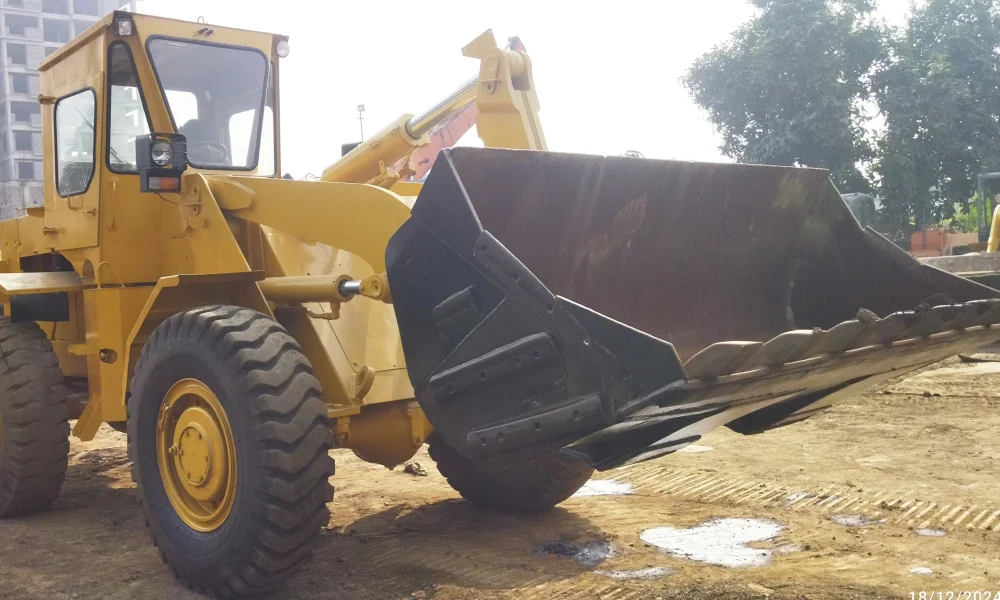Caterpillar HM2021 Wheel Loader