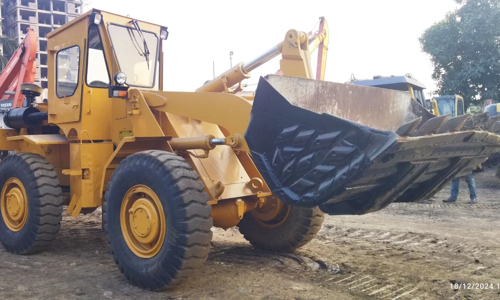Caterpillar HM2021 Wheel Loader