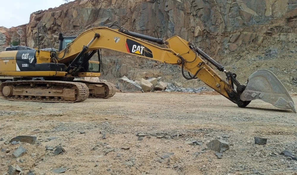 Caterpillar 320D2 Excavator