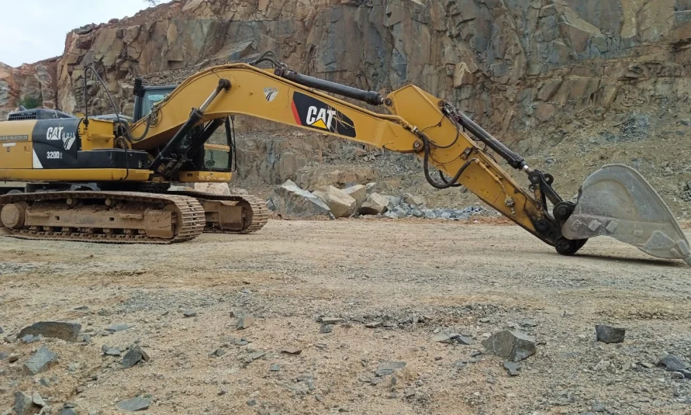 Caterpillar 320D2 Excavator