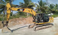 Caterpillar 320D2 Excavator