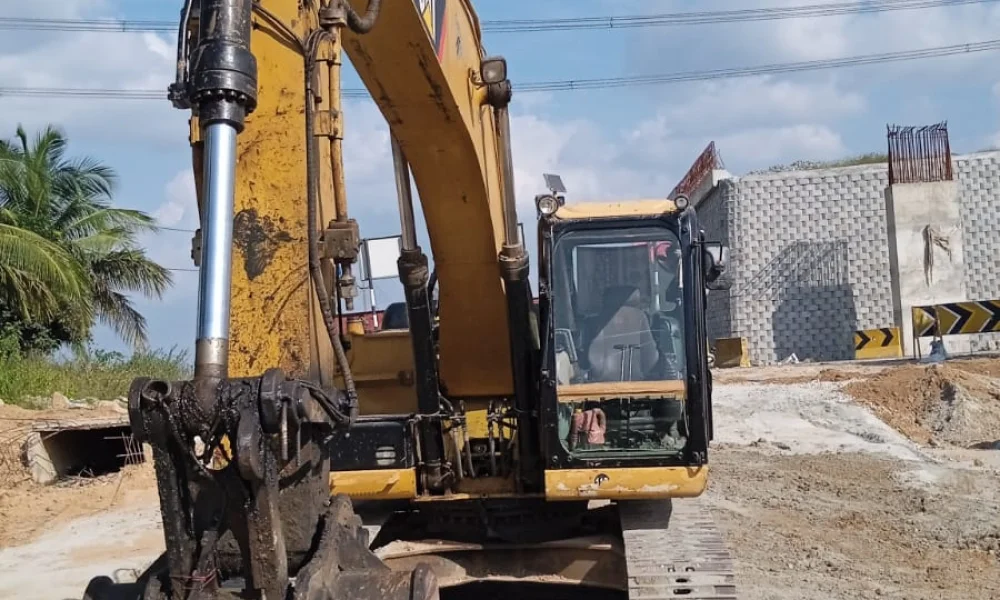 Caterpillar 320D2 Excavator