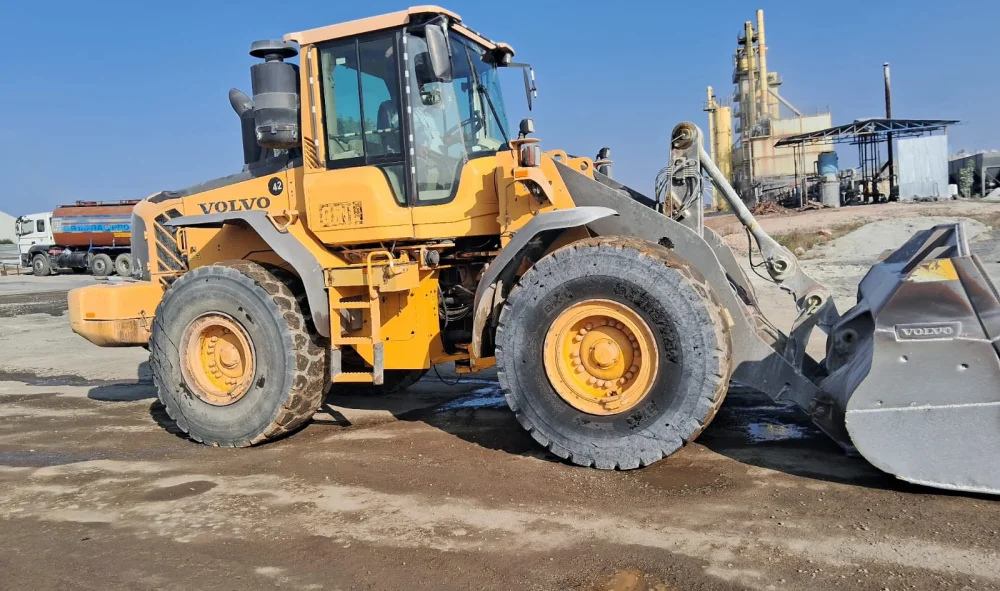 Volvo L120F Wheel Loader