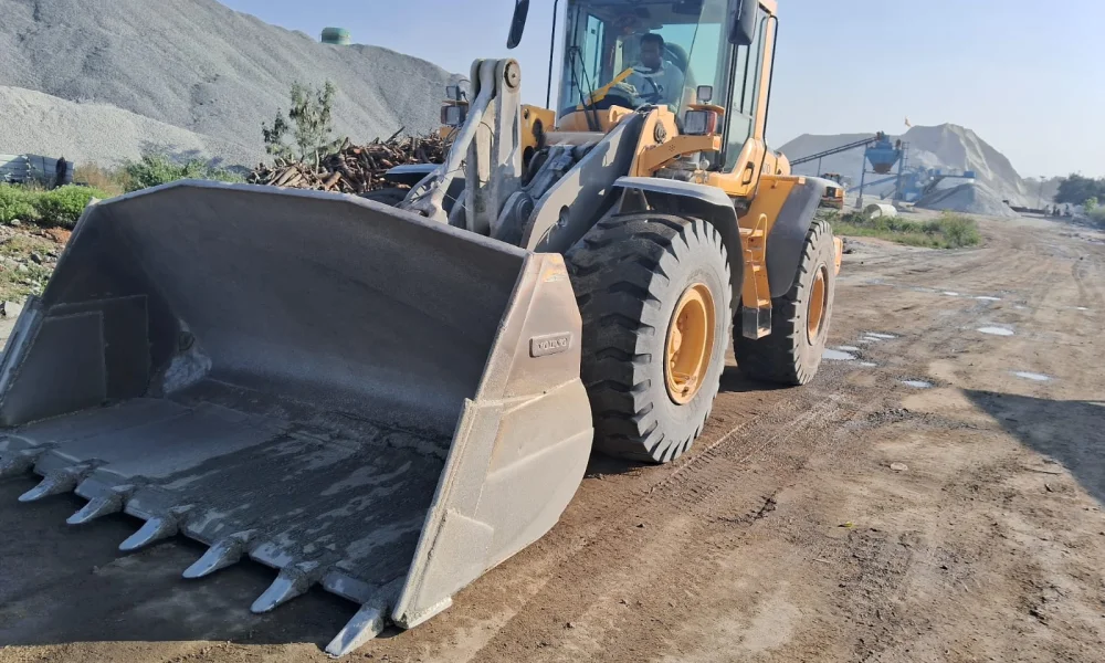 Volvo L120F Wheel Loader