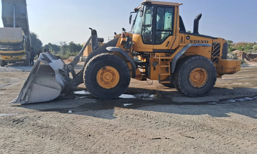 Volvo L120F Wheel Loader