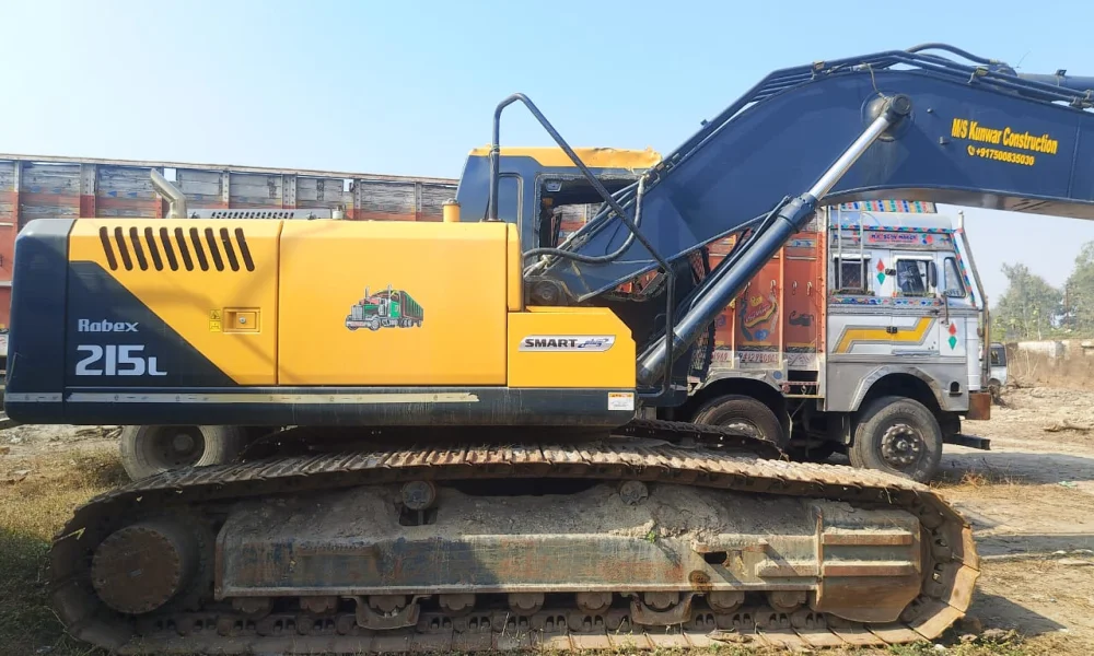 Hyundai R215 Excavator