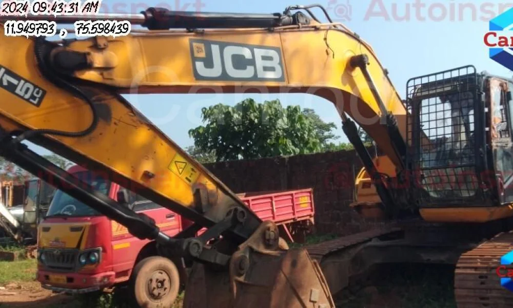 JCB JS215LC Excavator