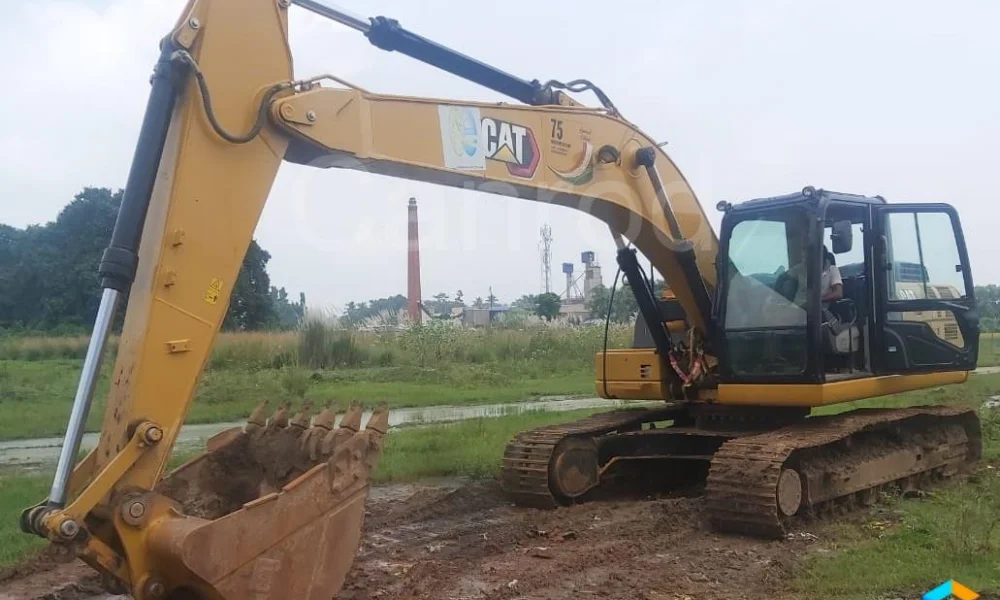 Caterpillar 323D3 Excavator