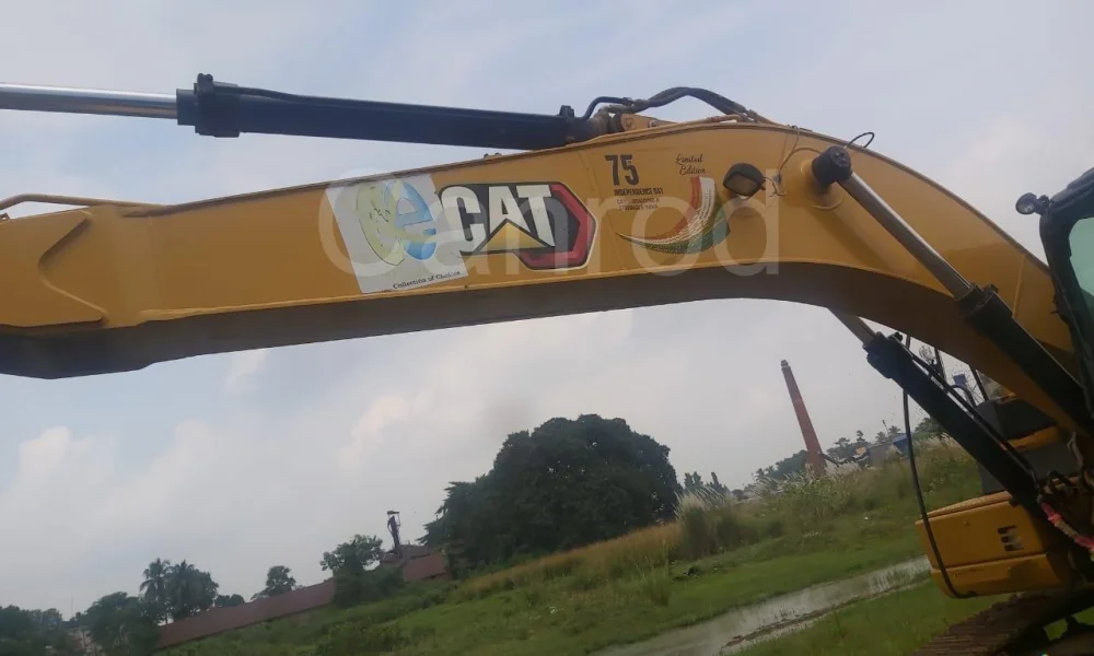 Caterpillar 323D3 Excavator