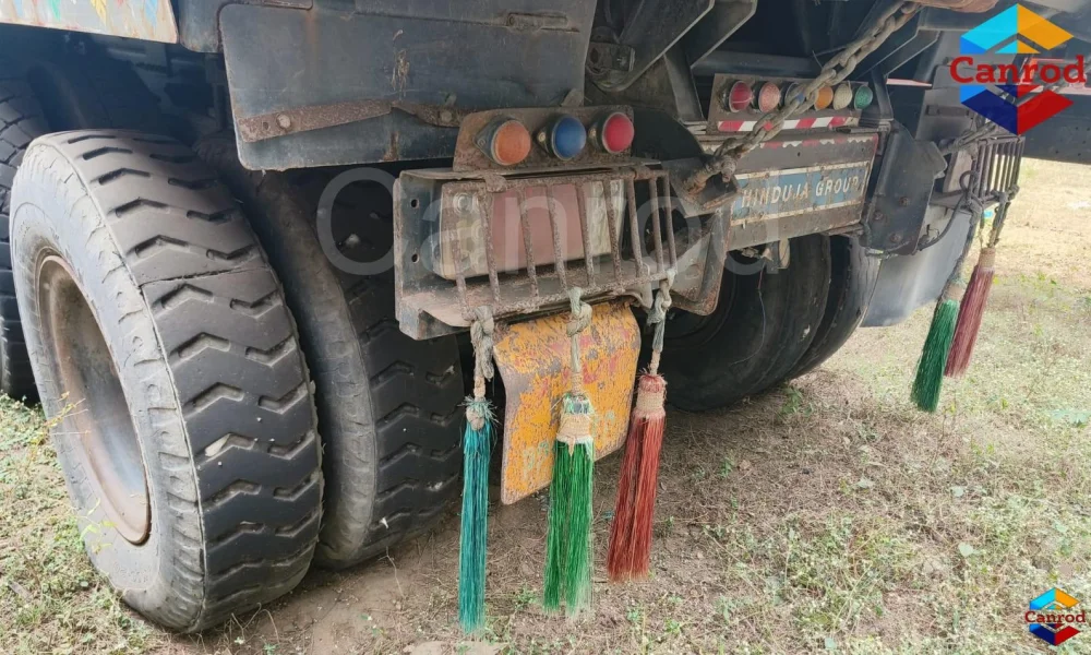 Ashok Leyland 2825 Tipper