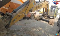 Hyundai R210 Excavator