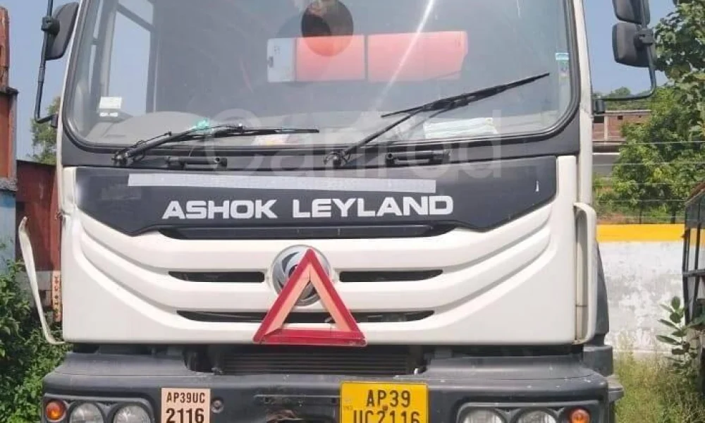 Ashok Leyland 2820 RMC Transit Mixer