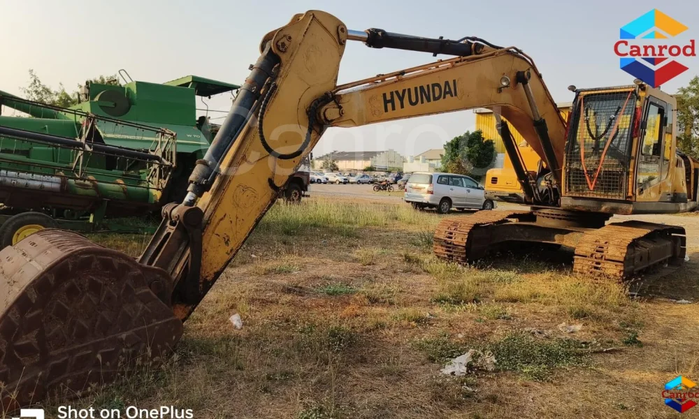 Hyundai R210 Excavator