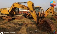 Hyundai R210 Excavator