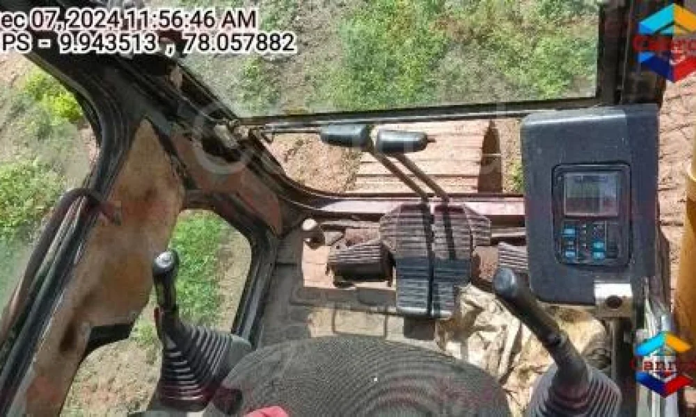 Komatsu PC130 Excavator