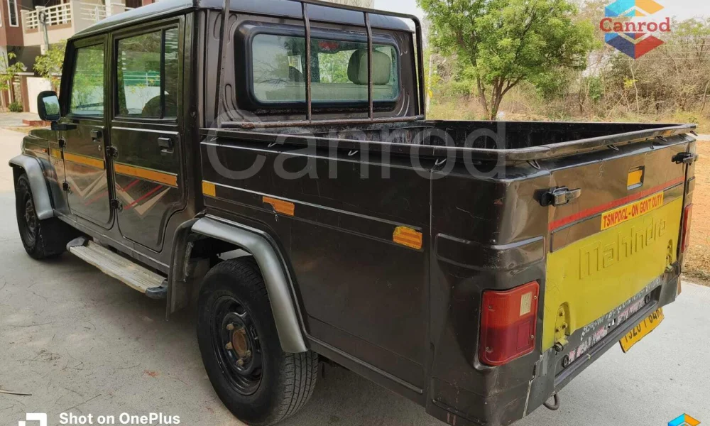 Mahindra Camper Pick Up