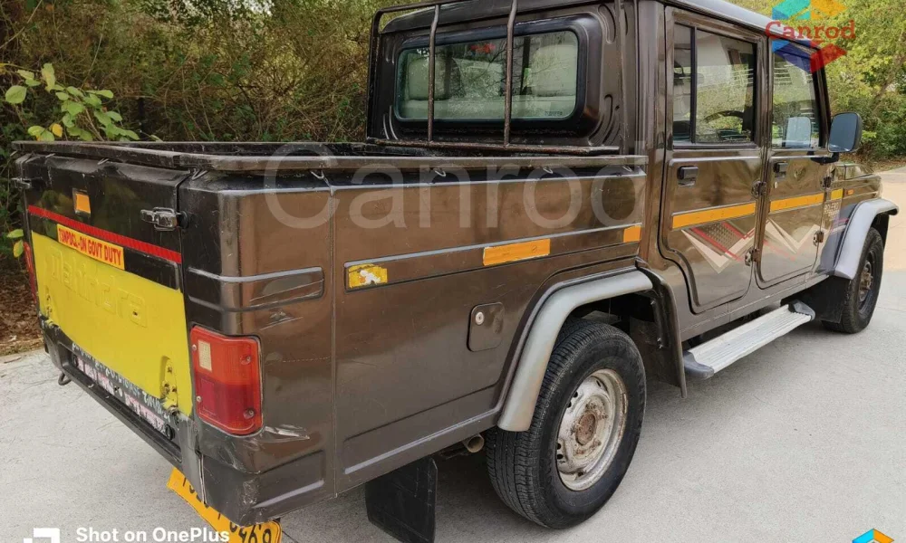 Mahindra Camper Pick Up