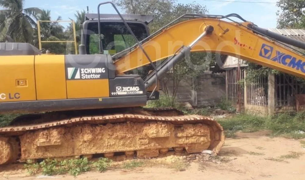 XCMG XE230CLC Excavator