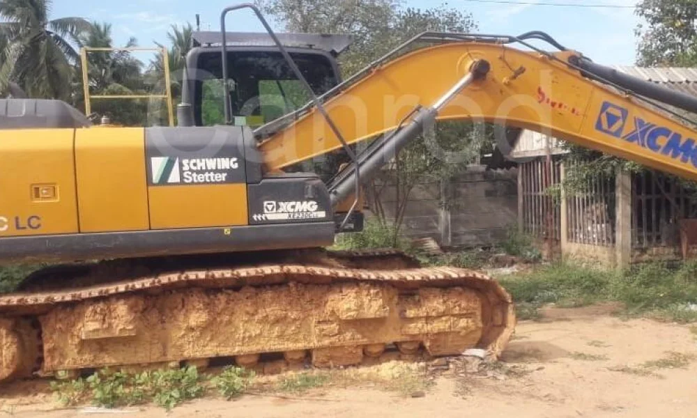 XCMG XE230CLC Excavator