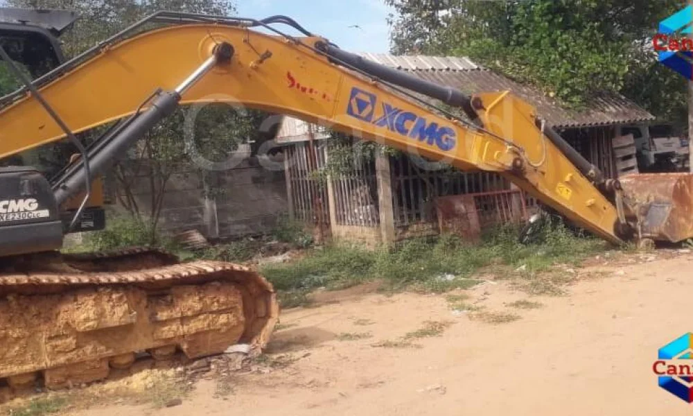 XCMG XE230CLC Excavator