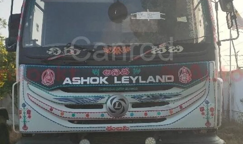Ashok Leyland UE2820 Tipper