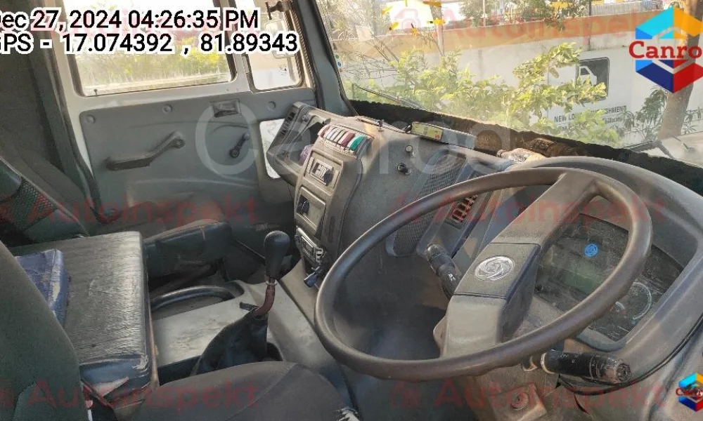 Ashok Leyland UE2820 Tipper