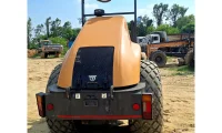 Case Construction 1107FX Soil Compactor
