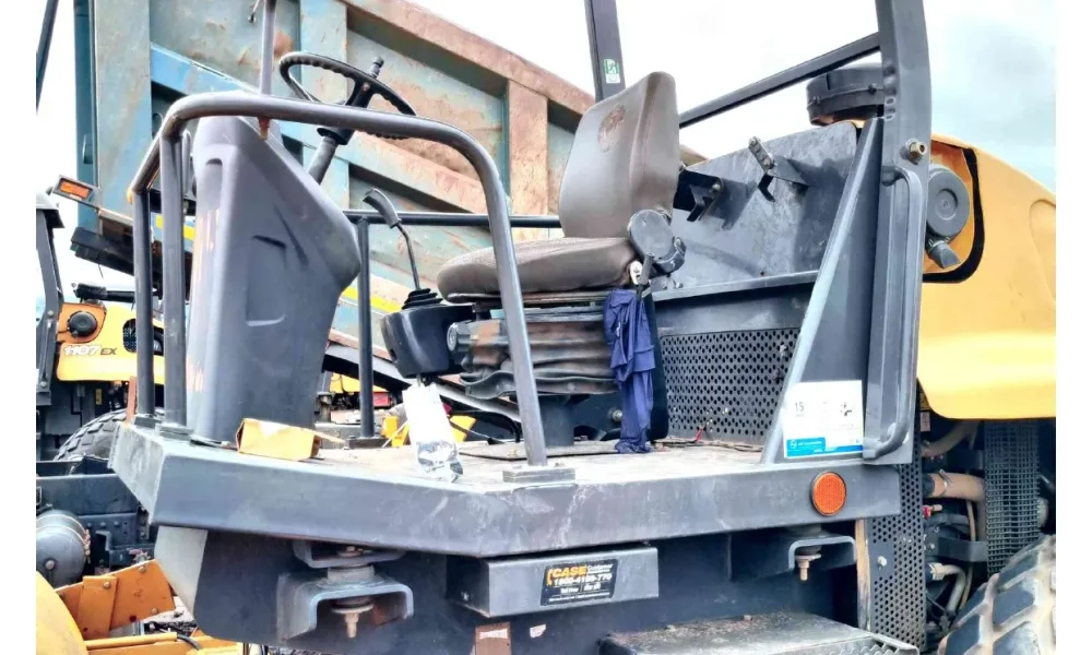 Case Construction 1107FX Soil Compactor