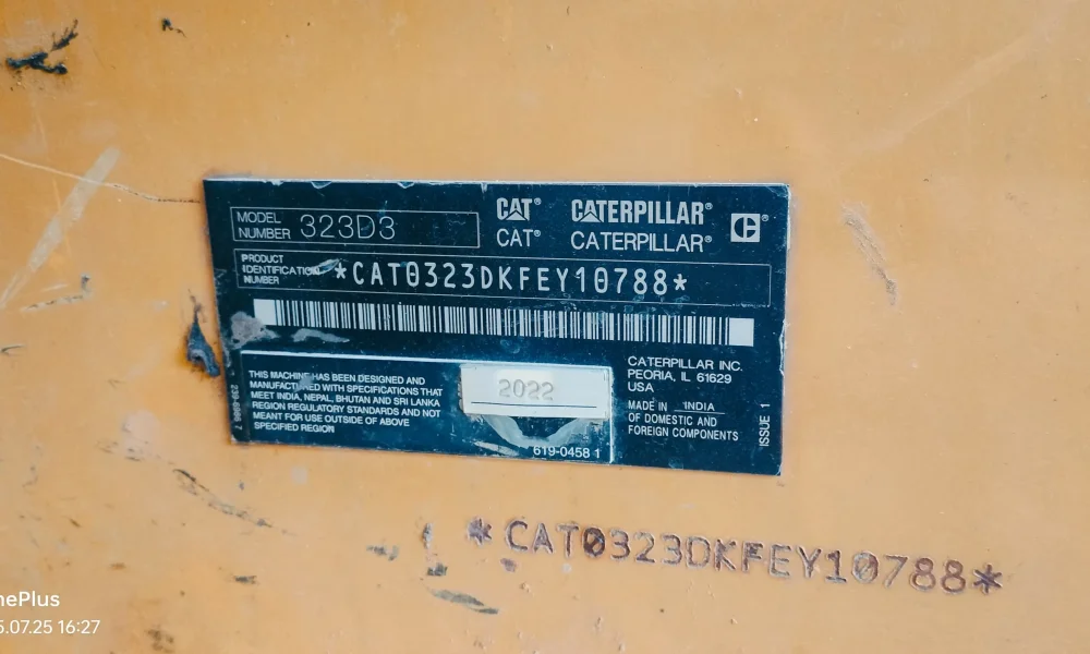 Caterpillar 323D3 Excavator