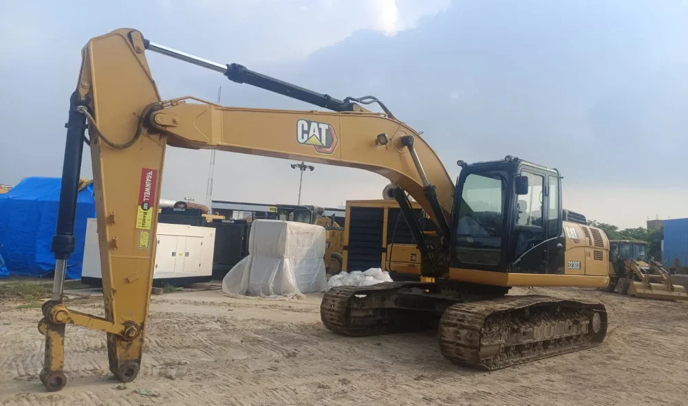 Caterpillar 323D3 Excavator