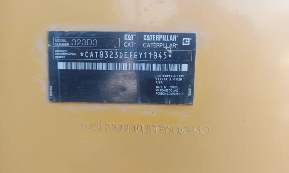 Caterpillar 323D3 Excavator