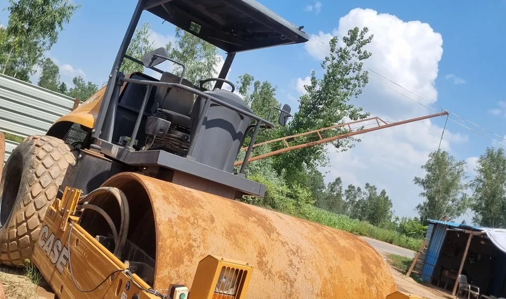 Case Construction 1107FX Soil Compactor