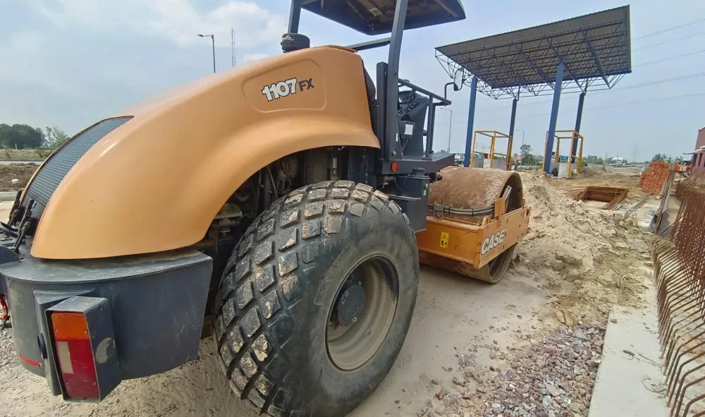 Case Construction 1107FX Soil Compactor