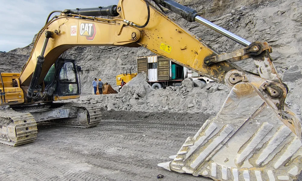 Caterpillar 350 Excavator