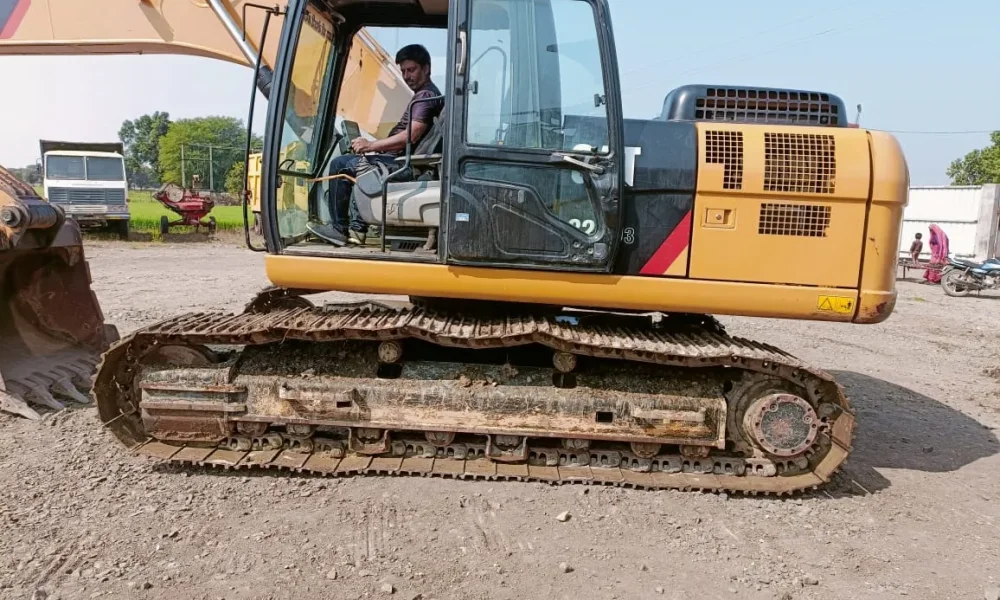 Caterpillar 323D3 Excavator