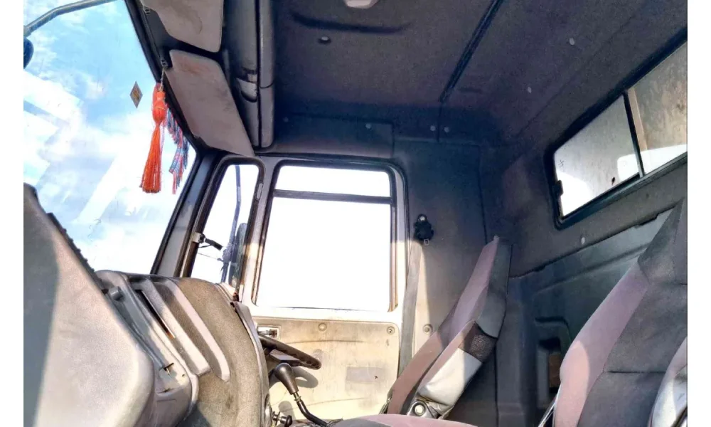 Ashok Leyland 2825 Tipper