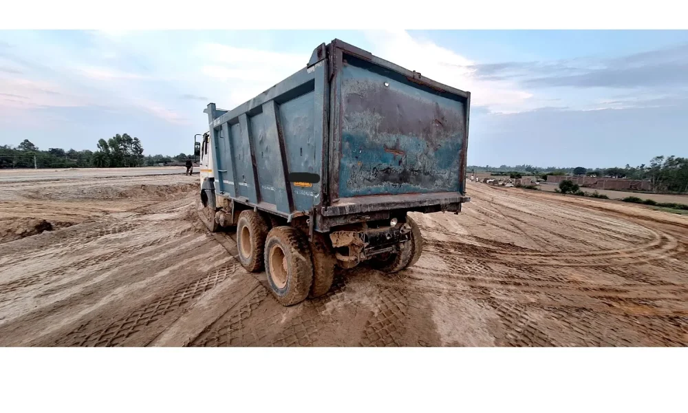 Tata LPK2518 Tipper