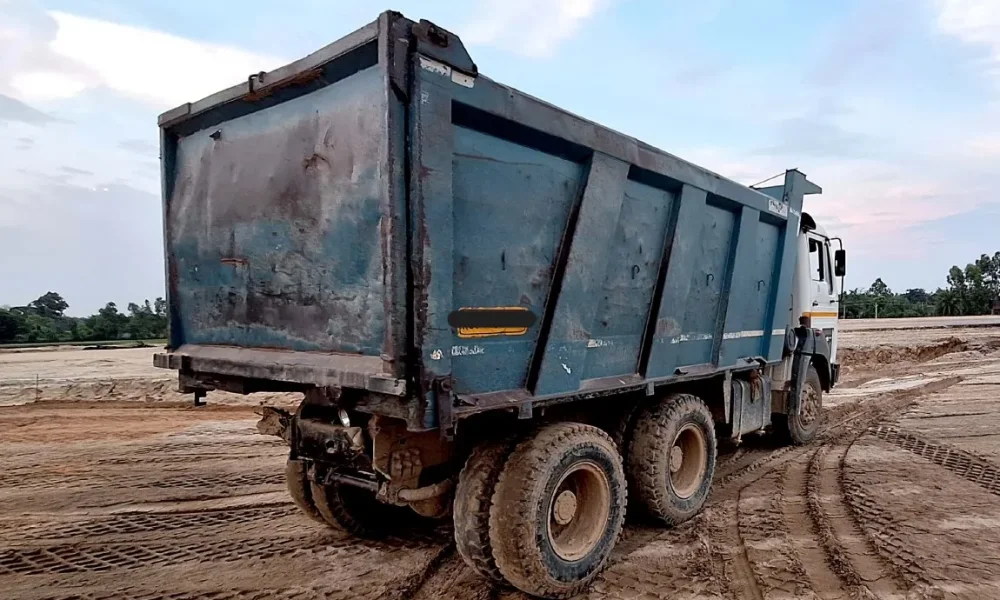 Tata LPK2518 Tipper