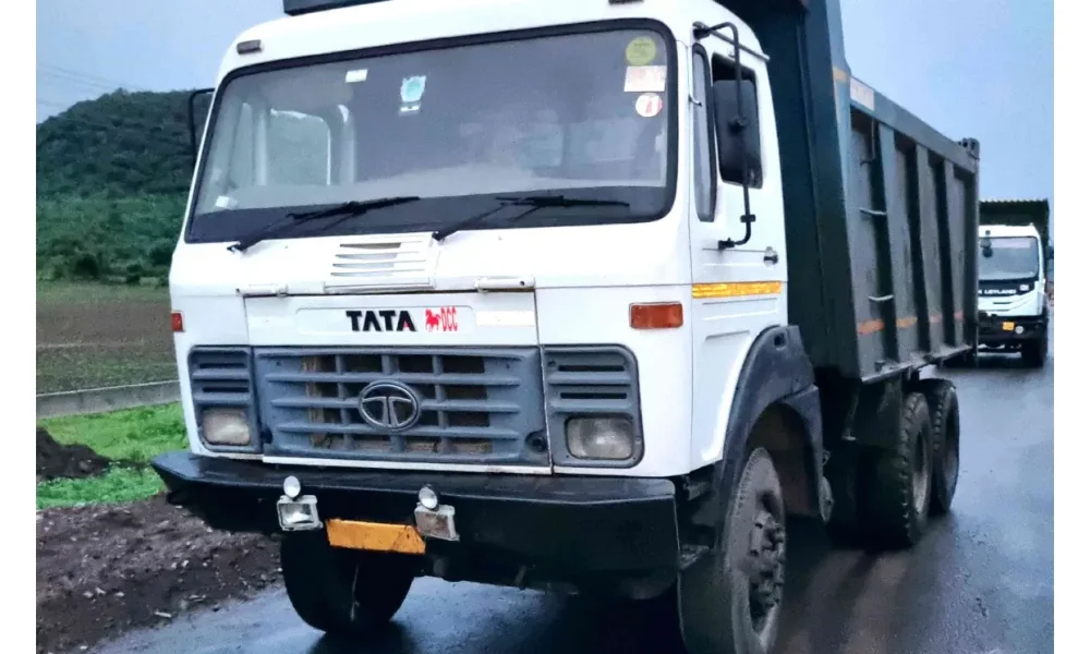 Tata LPK2518 Tipper