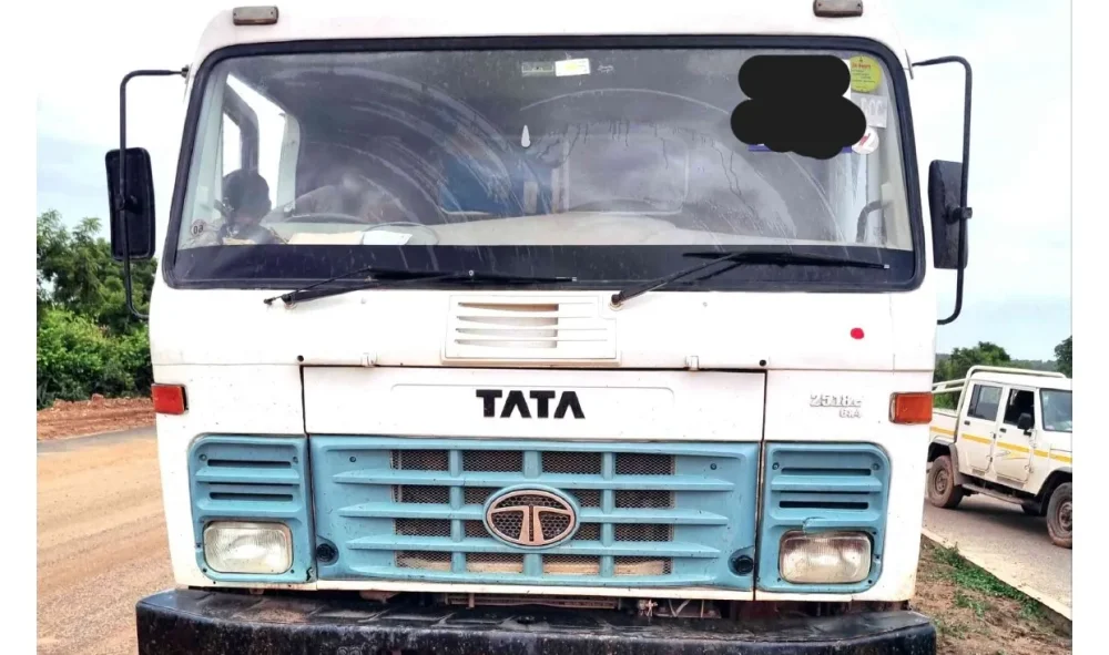 Tata LPK2518 Tipper
