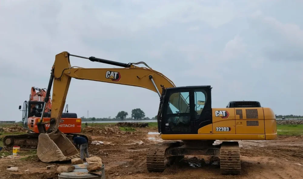 Caterpillar 323D3 Excavator