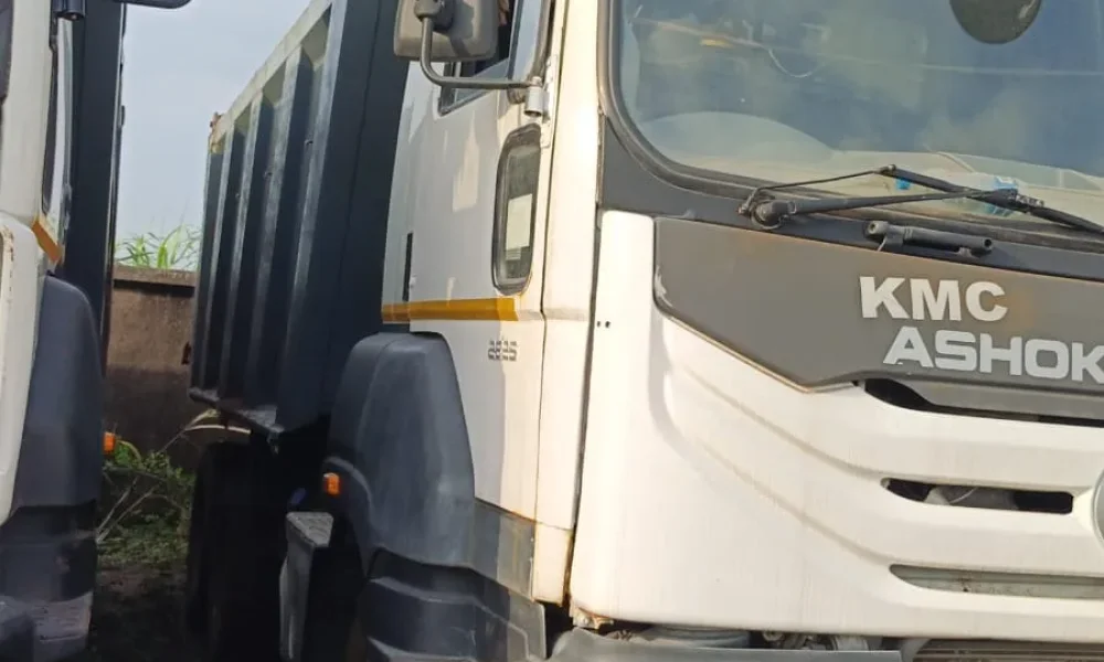 Ashok Leyland 2825 Tipper