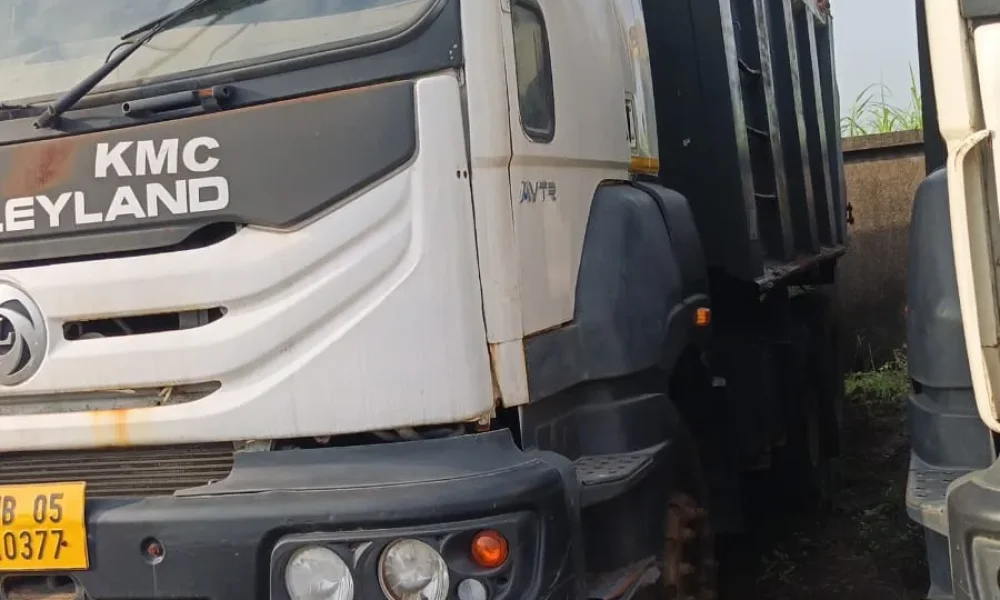 Ashok Leyland 2825 Tipper