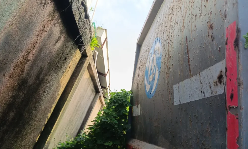 Ashok Leyland 2825 Tipper