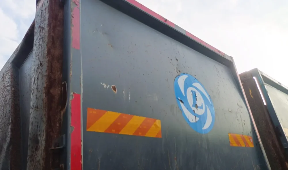 Ashok Leyland 2825 Tipper
