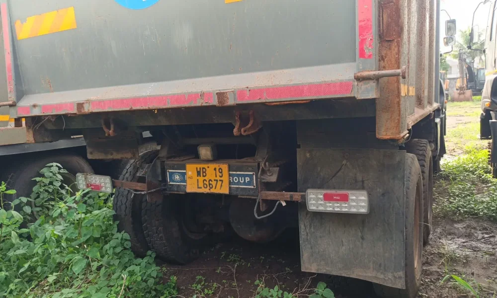 Ashok Leyland 2825 Tipper