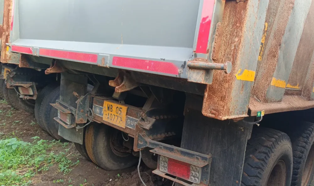 Ashok Leyland 2825 Tipper
