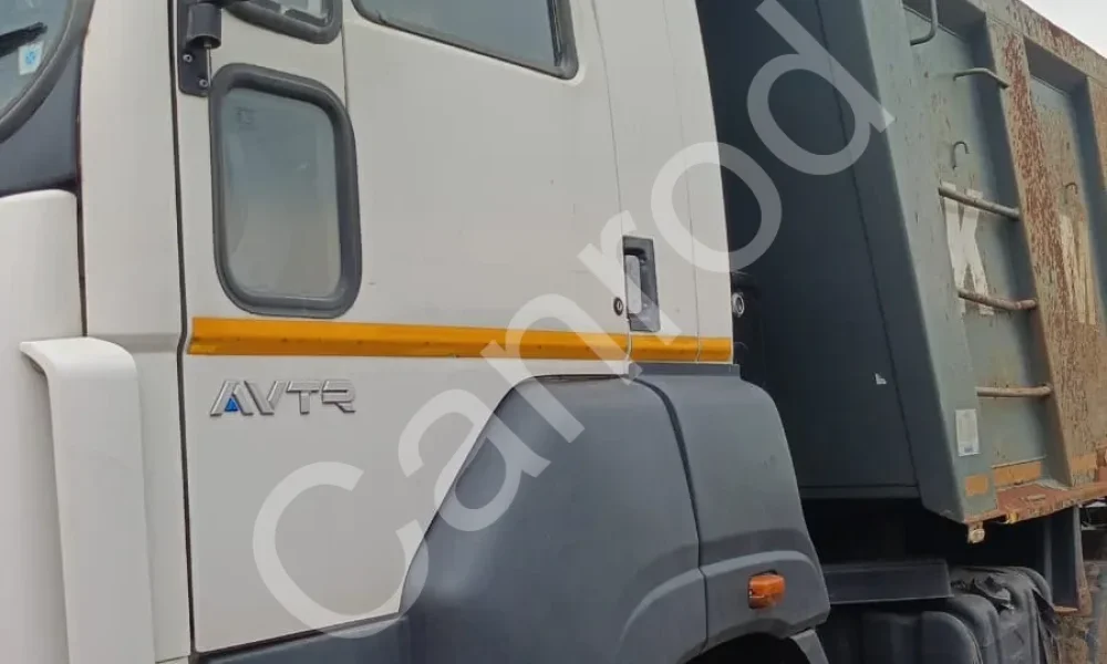 Ashok Leyland 2825 Tipper