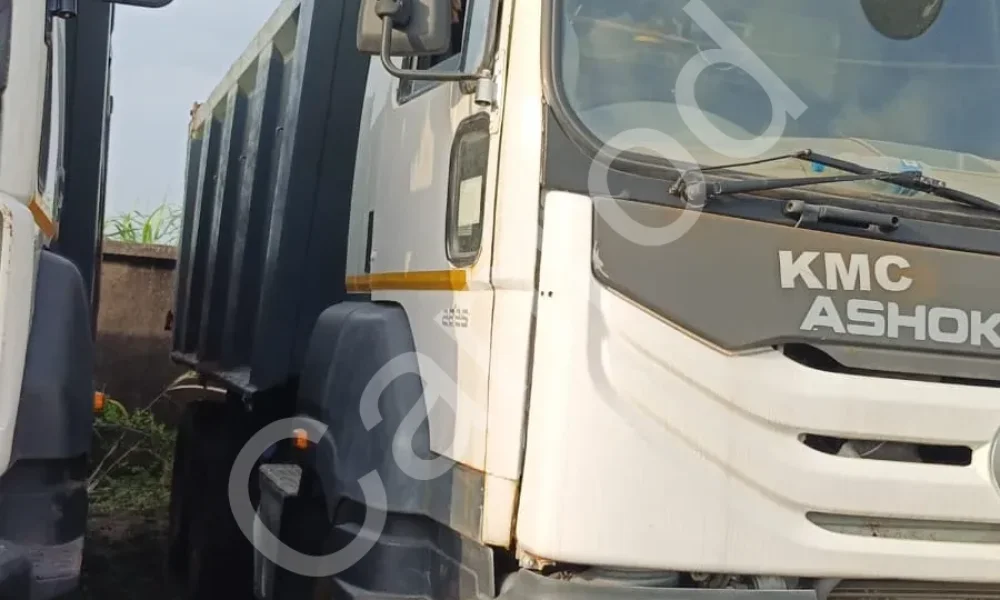 Ashok Leyland 2825 Tipper