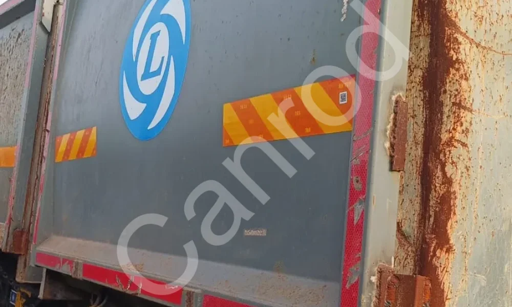 Ashok Leyland 2825 Tipper